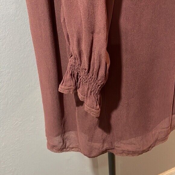 Wilfred Aritzia Babydoll Smocked Mini Dress size S Burgundy Crew Neck - Picture 5 of 13